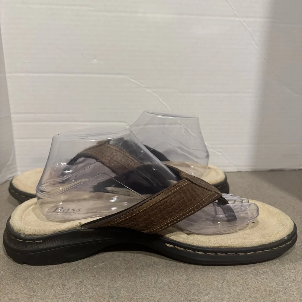 Bass Men’s Cove Brown Black Leather Boho Flip Flops Size 10
